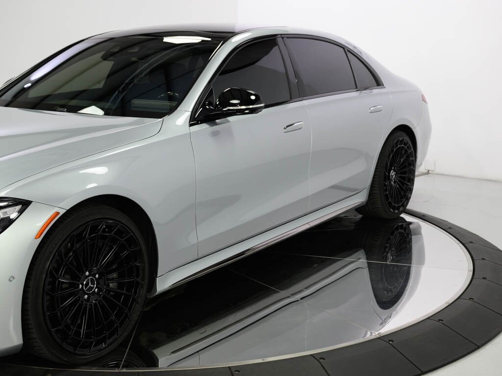 2023 Mercedes-Benz S 580 4MATIC $138K MSRP AMG Line Night Package   - Photo 14 - Sarasota, FL 34243