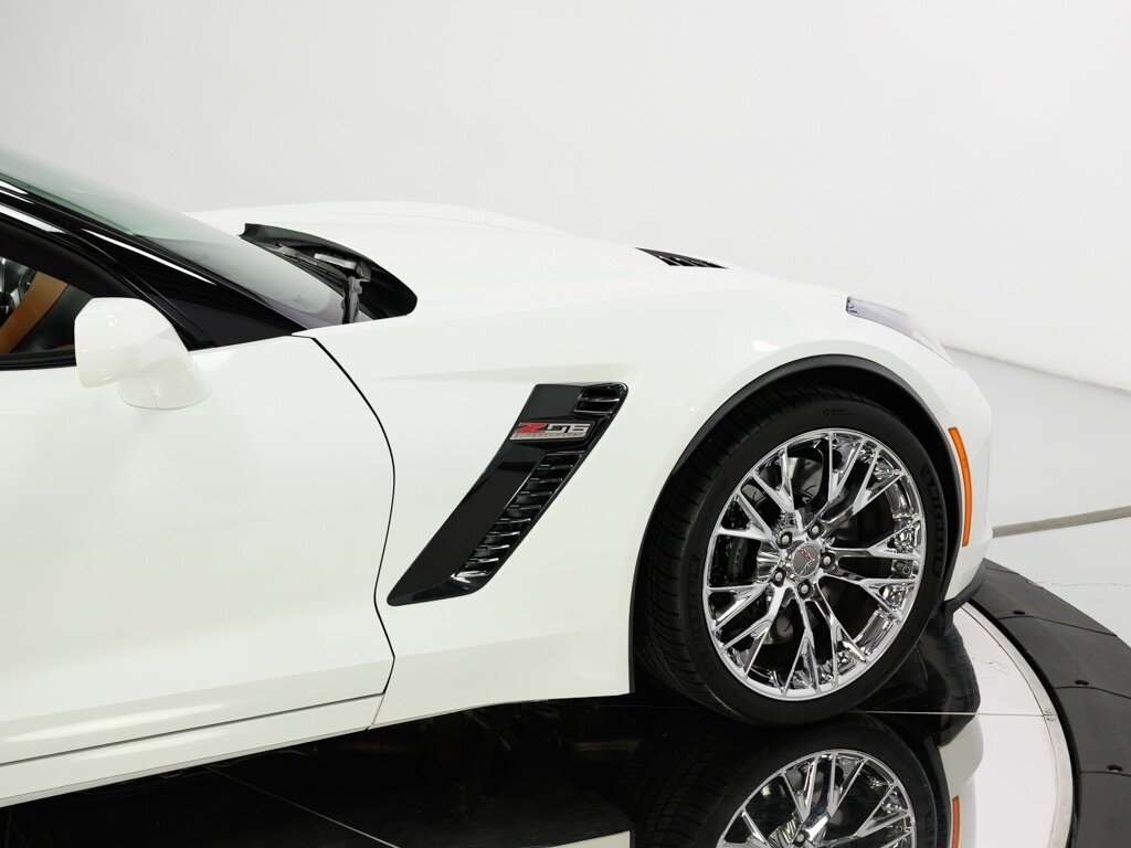 2016 Chevrolet Corvette Z06 3LZ Chrome Aluminum Wheels - Photo 26 - Sarasota, FL 34243