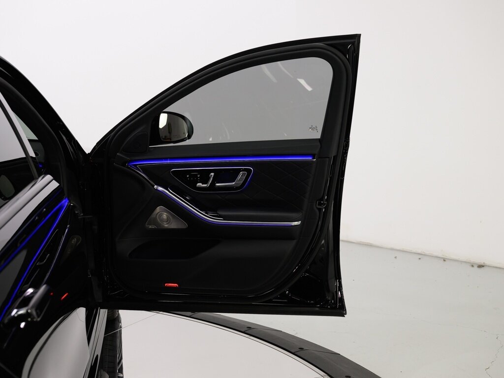2022 Mercedes Benz S 580 AMG photo 34