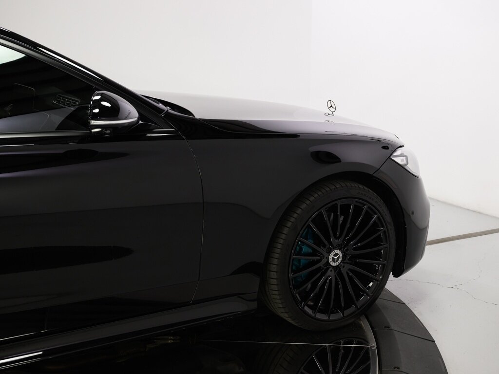 2022 Mercedes Benz S 580 AMG photo 12