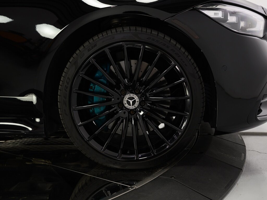 2022 Mercedes Benz S 580 AMG photo 29