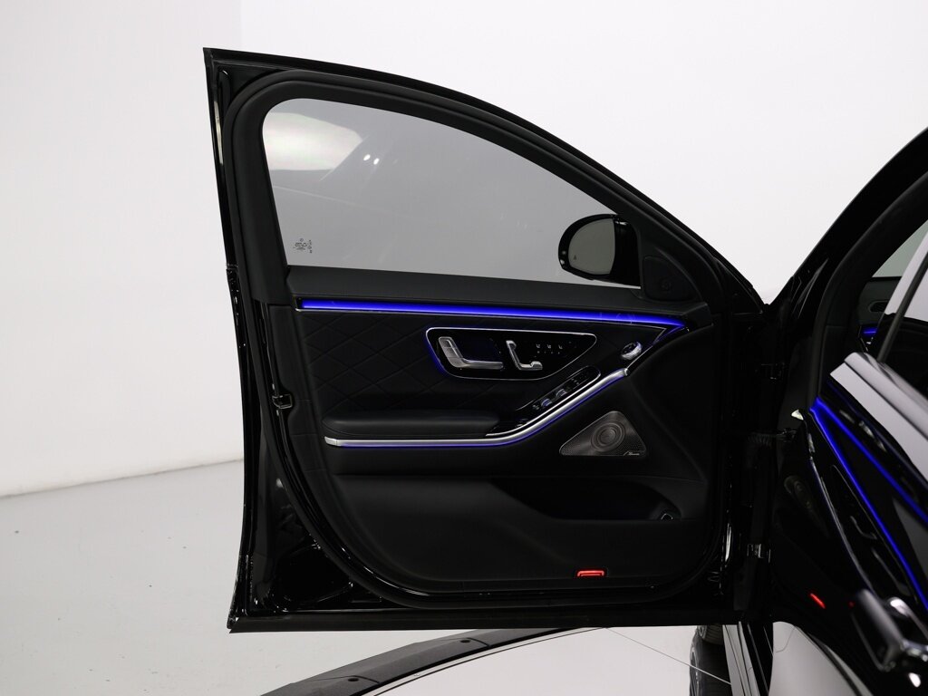 2022 Mercedes Benz S 580 AMG photo 33