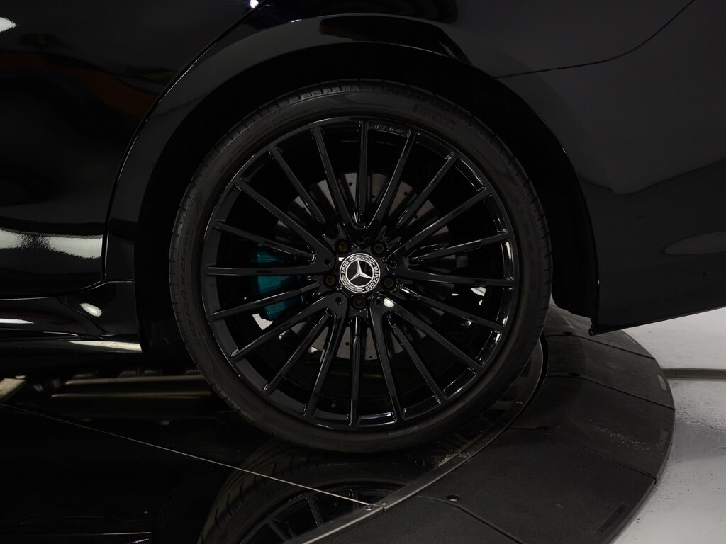 2022 Mercedes Benz S 580 AMG photo 32