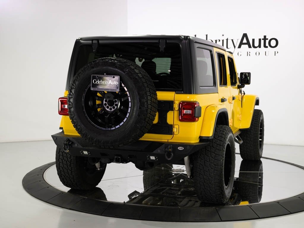 2019 Jeep Wrangler Unlimited Rubicon 4X4 20 " Fuel Wheels 3 " Lift   - Photo 39 - Sarasota, FL 34243