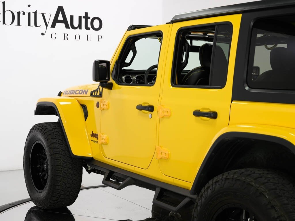 2019 Jeep Wrangler Unlimited Rubicon 4X4 20 " Fuel Wheels 3 " Lift   - Photo 36 - Sarasota, FL 34243