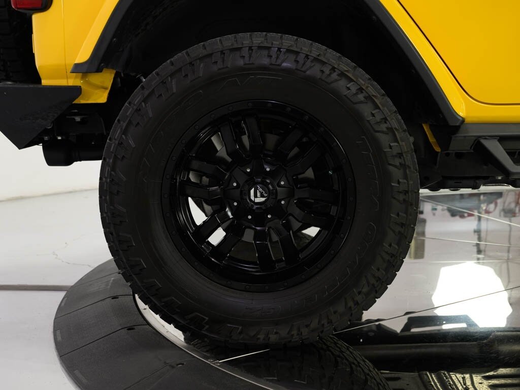 2019 Jeep Wrangler Unlimited Rubicon 4X4 20 " Fuel Wheels 3 " Lift   - Photo 46 - Sarasota, FL 34243