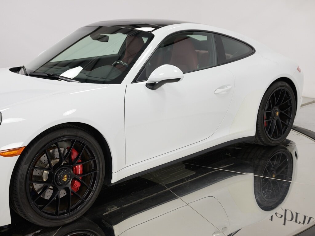 2019 Porsche 911 Carrera GTS  "Only 3K Miles " One Owner   - Photo 14 - Sarasota, FL 34243