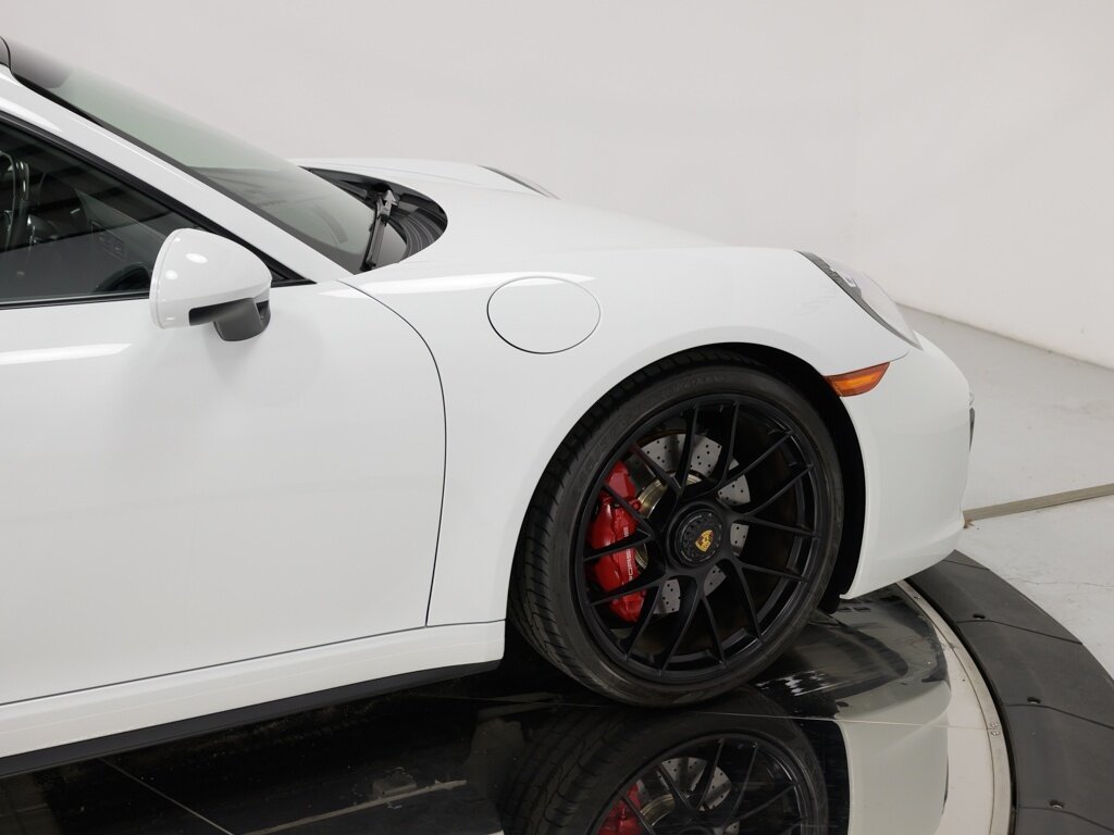 2019 Porsche 911 Carrera GTS  "Only 3K Miles " One Owner   - Photo 17 - Sarasota, FL 34243