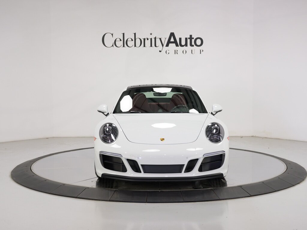 2019 Porsche 911 Carrera GTS  "Only 3K Miles " One Owner   - Photo 11 - Sarasota, FL 34243