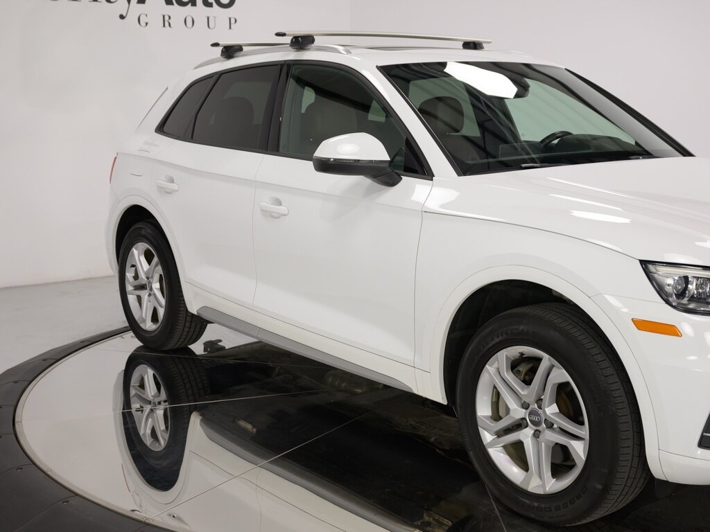 2018 Audi Q5 2.0T quattro Premium Convenience Pkg   - Photo 13 - Sarasota, FL 34243