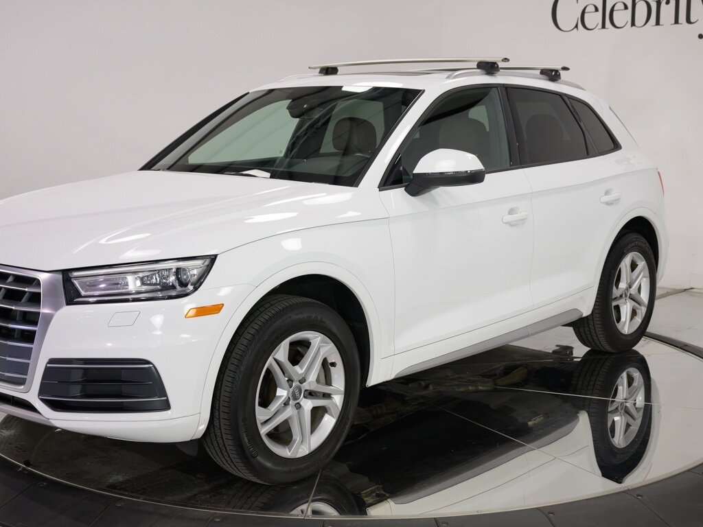 2018 Audi Q5 2.0T quattro Premium Convenience Pkg   - Photo 12 - Sarasota, FL 34243