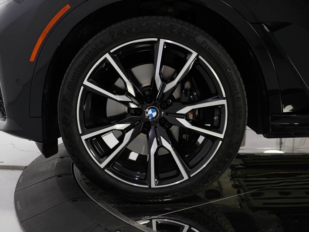 2022 BMW X7 xDrive40i M Sport Pkg Executive Pkg   - Photo 36 - Sarasota, FL 34243
