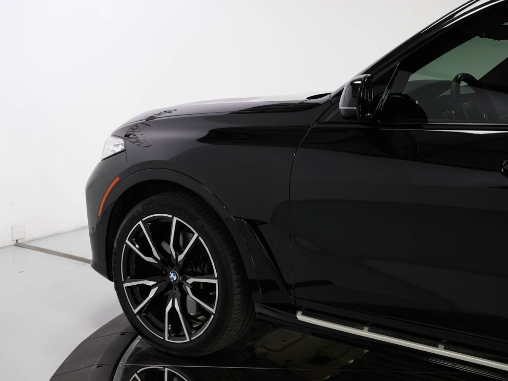 2022 BMW X7 xDrive40i M Sport Pkg Executive Pkg   - Photo 18 - Sarasota, FL 34243