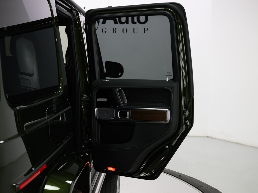 2024 Mercedes-Benz AMG G63 Exclusive Int Pkg Plus Performance Pkg - Photo 41 - Sarasota, FL 34243