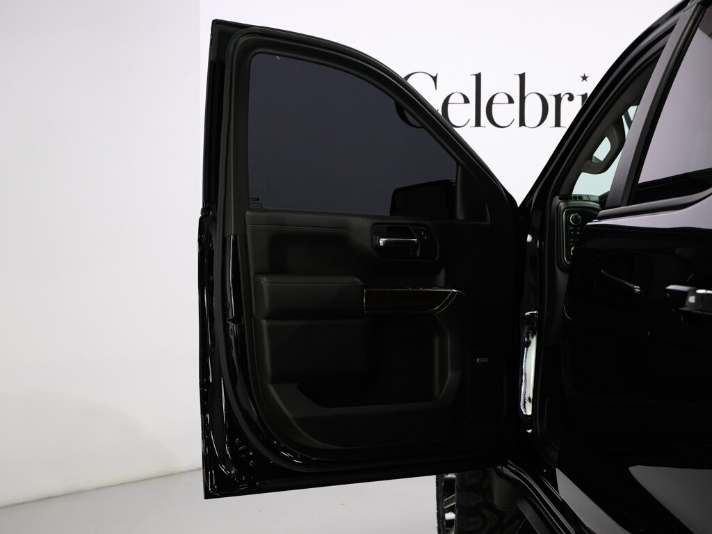 2019 Chevrolet Silverado 1500 RST Rocky Ridge Custom - Photo 34 - Sarasota, FL 34243