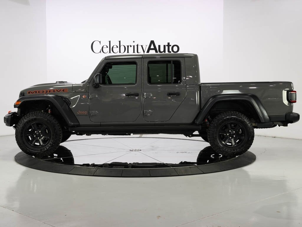 2020 Jeep Gladiator Mojave Leather Trimmed Bucket Seats Premium LED   - Photo 8 - Sarasota, FL 34243