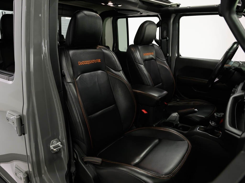 2020 Jeep Gladiator Mojave Leather Trimmed Bucket Seats Premium LED   - Photo 52 - Sarasota, FL 34243