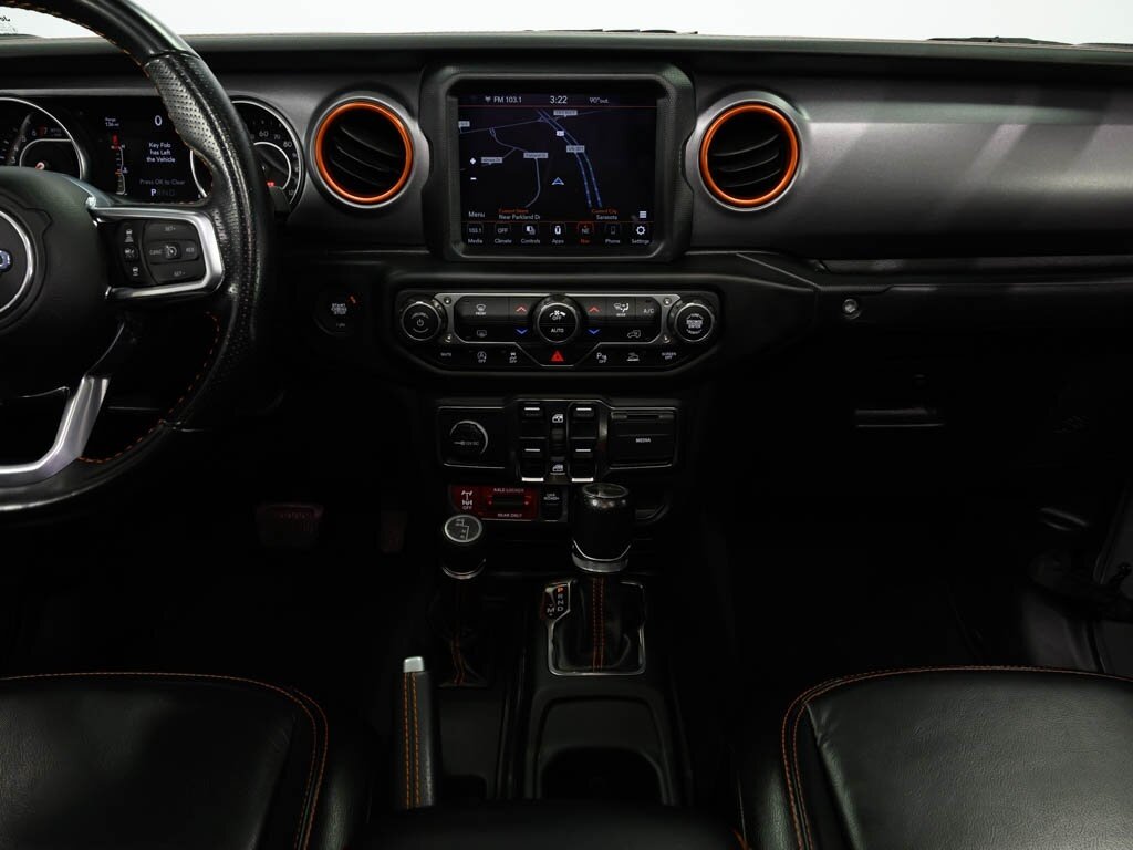 2020 Jeep Gladiator Mojave Leather Trimmed Bucket Seats Premium LED   - Photo 61 - Sarasota, FL 34243