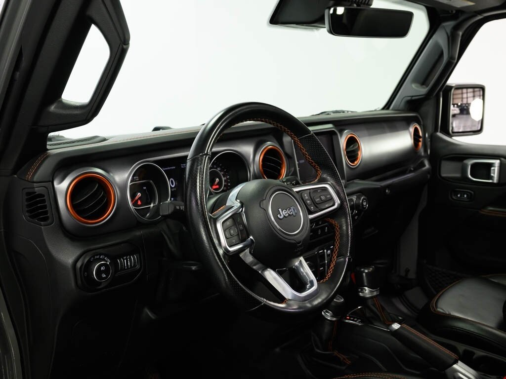 2020 Jeep Gladiator Mojave Leather Trimmed Bucket Seats Premium LED   - Photo 56 - Sarasota, FL 34243