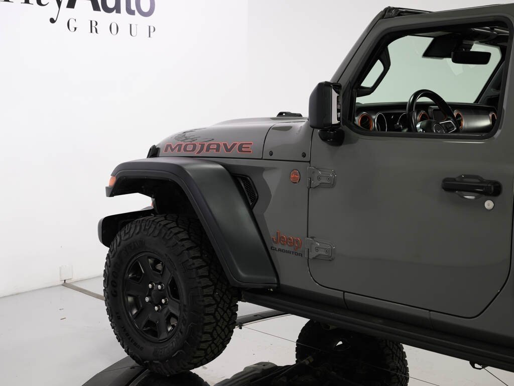 2020 Jeep Gladiator Mojave Leather Trimmed Bucket Seats Premium LED   - Photo 27 - Sarasota, FL 34243