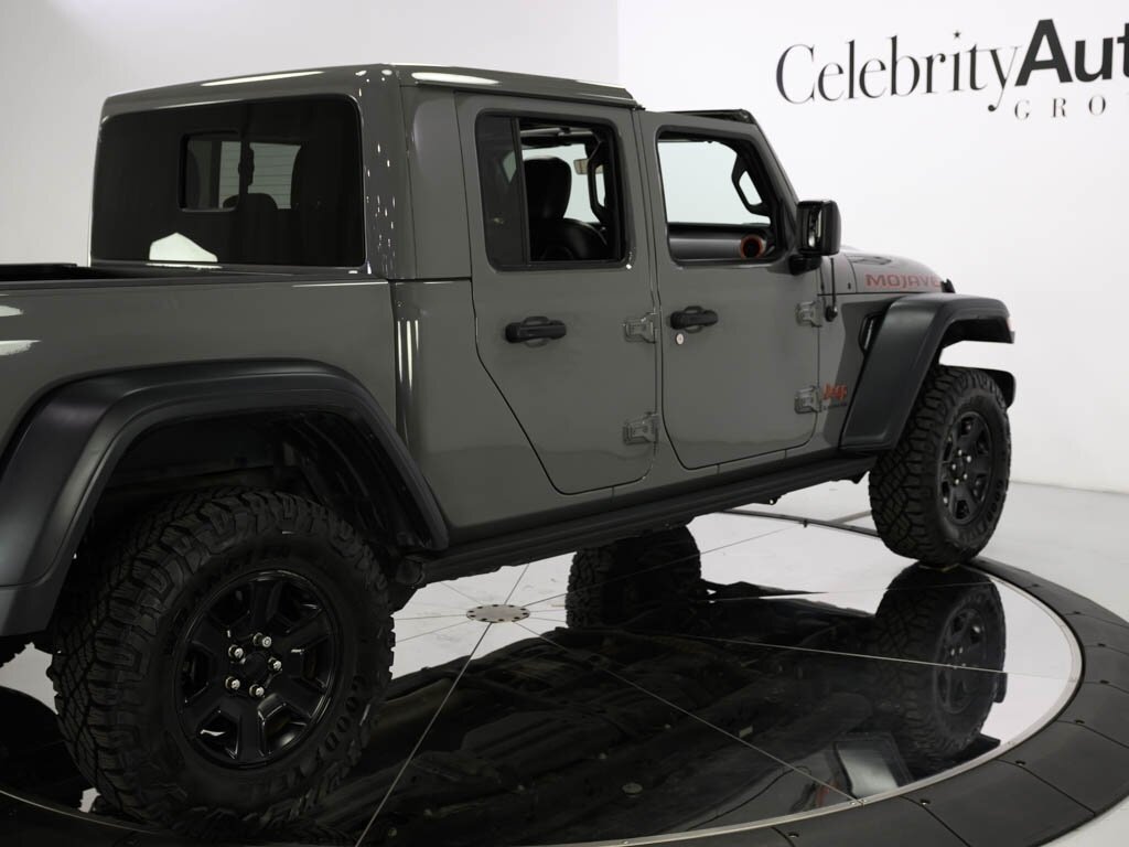 2020 Jeep Gladiator Mojave Leather Trimmed Bucket Seats Premium LED   - Photo 33 - Sarasota, FL 34243