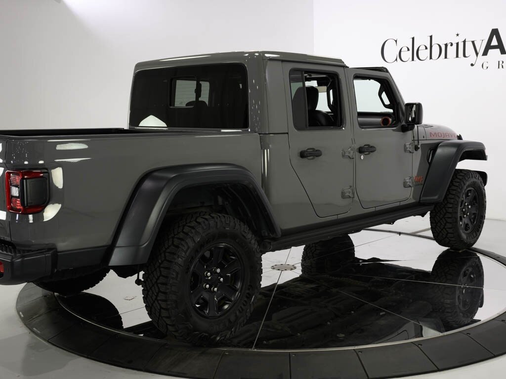 2020 Jeep Gladiator Mojave Leather Trimmed Bucket Seats Premium LED   - Photo 30 - Sarasota, FL 34243
