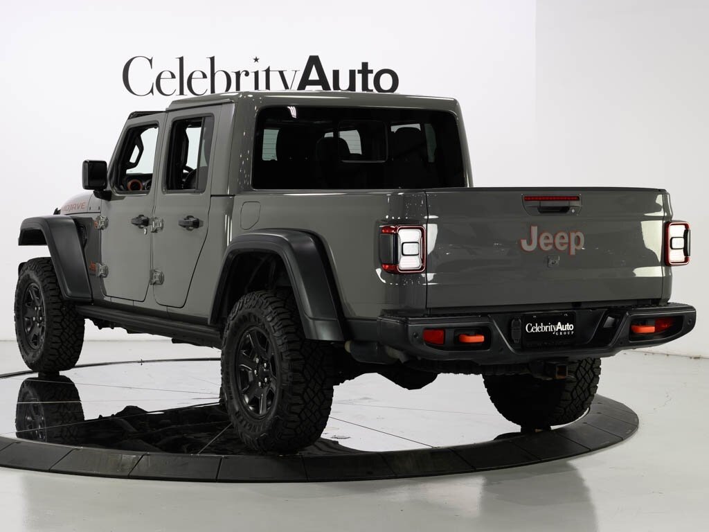 2020 Jeep Gladiator Mojave Leather Trimmed Bucket Seats Premium LED   - Photo 9 - Sarasota, FL 34243