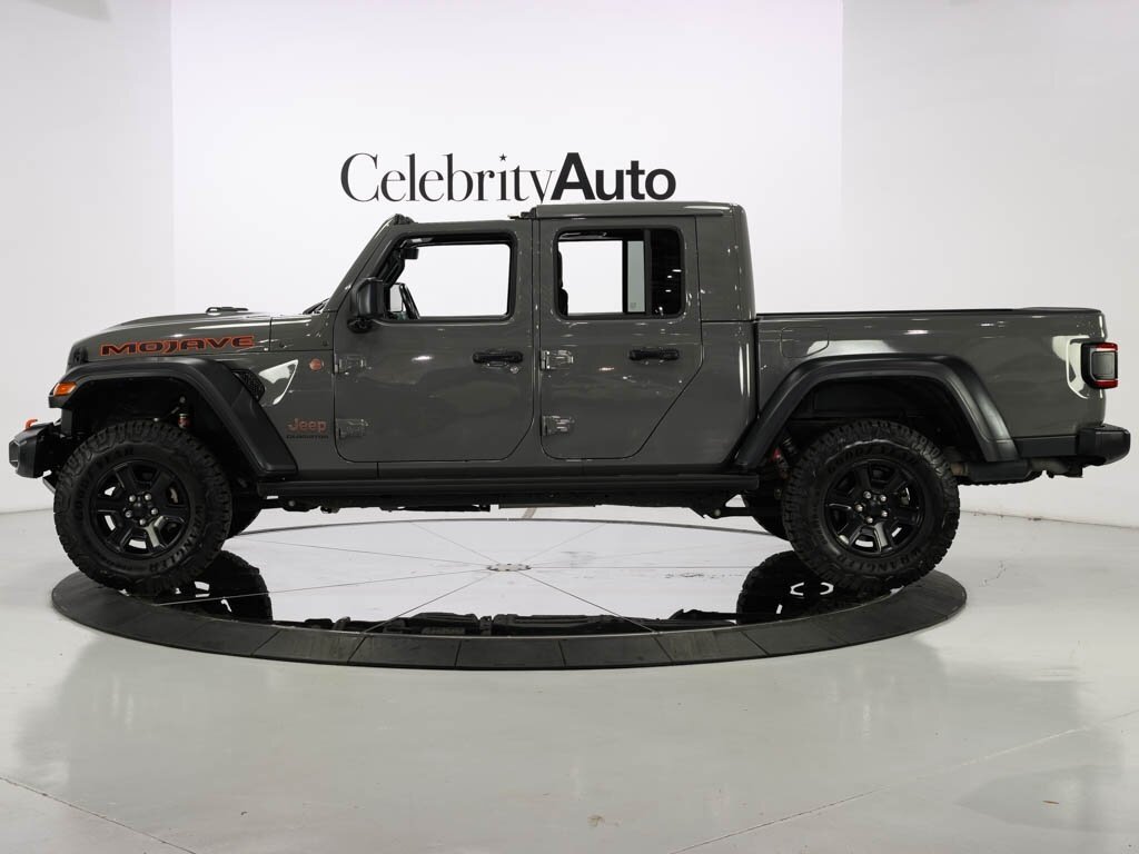 2020 Jeep Gladiator Mojave Leather Trimmed Bucket Seats Premium LED   - Photo 7 - Sarasota, FL 34243