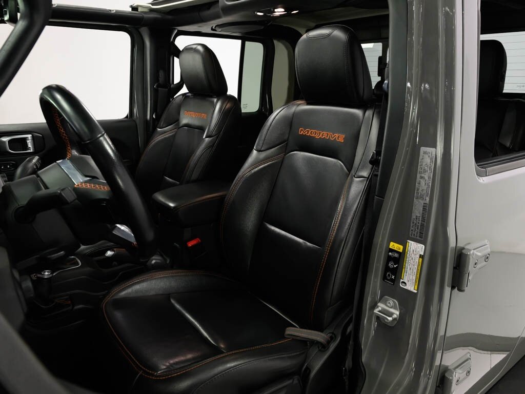 2020 Jeep Gladiator Mojave Leather Trimmed Bucket Seats Premium LED   - Photo 51 - Sarasota, FL 34243