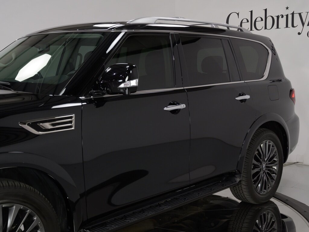 2024 INFINITI QX80 Premium Select 4WD $85K MSRP   - Photo 16 - Sarasota, FL 34243