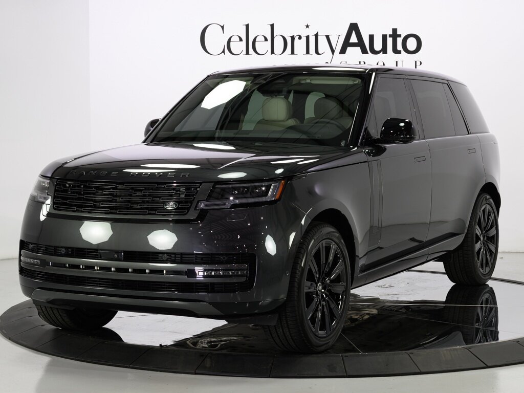 2025 Land Rover Range Rover P400 SE LWB 7 Passenger 22 " Gloss Black Wheels - Photo 3 - Sarasota, FL 34243