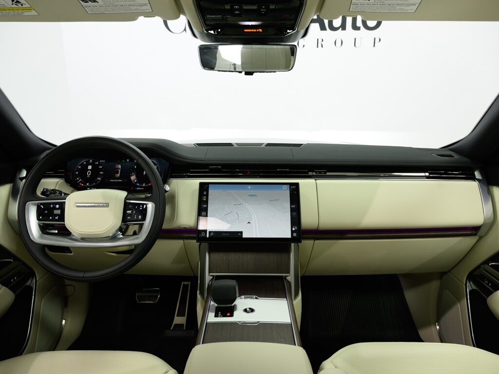 2025 Land Rover Range Rover P400 SE LWB 7 Passenger 22 " Gloss Black Wheels - Photo 62 - Sarasota, FL 34243