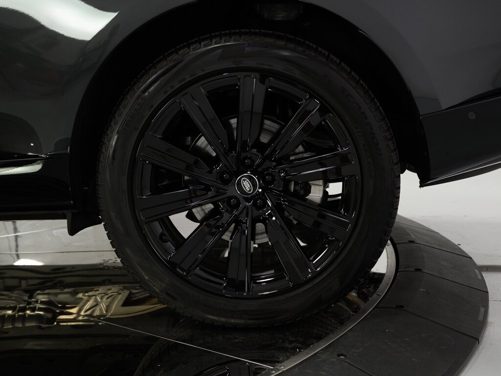 2025 Land Rover Range Rover P400 SE LWB 7 Passenger 22 " Gloss Black Wheels - Photo 37 - Sarasota, FL 34243