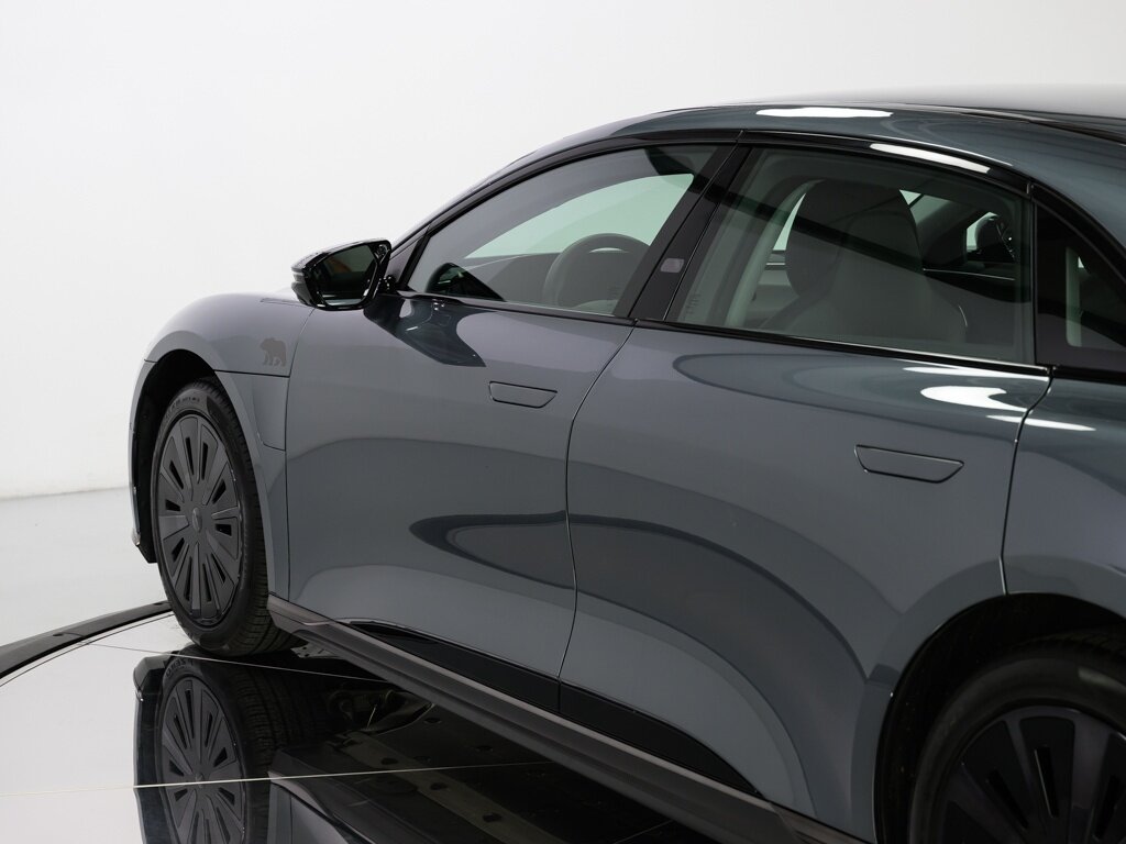 2025 Lucid Air Touring $88K MSRP Dream Drive Pro Convenience & Comfort Pk - Photo 27 - Sarasota, FL 34243