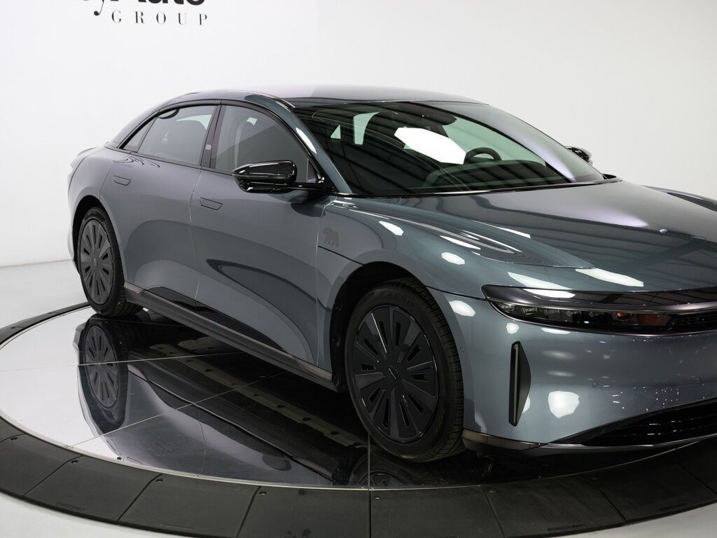 2025 Lucid Air Touring $88K MSRP Dream Drive Pro Convenience & Comfort Pk - Photo 10 - Sarasota, FL 34243