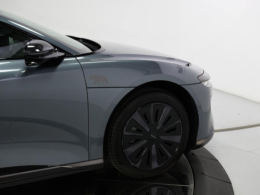 2025 Lucid Air Touring $88K MSRP Dream Drive Pro Convenience & Comfort Pk - Photo 17 - Sarasota, FL 34243