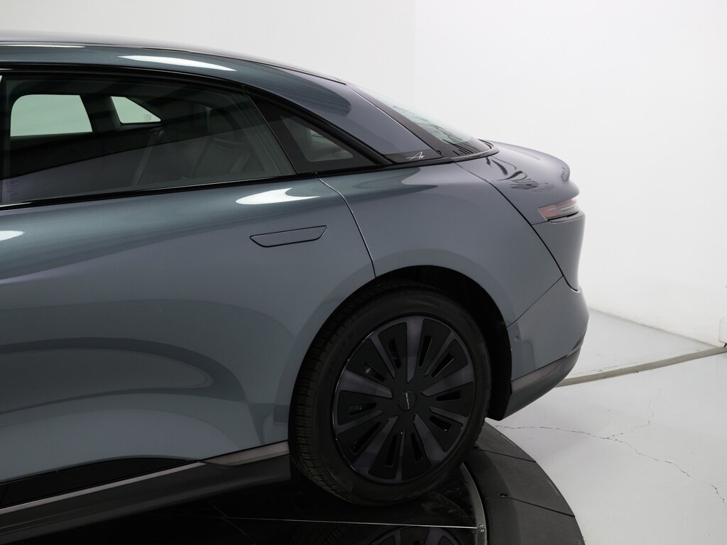 2025 Lucid Air Touring $88K MSRP Dream Drive Pro Convenience & Comfort Pk - Photo 29 - Sarasota, FL 34243