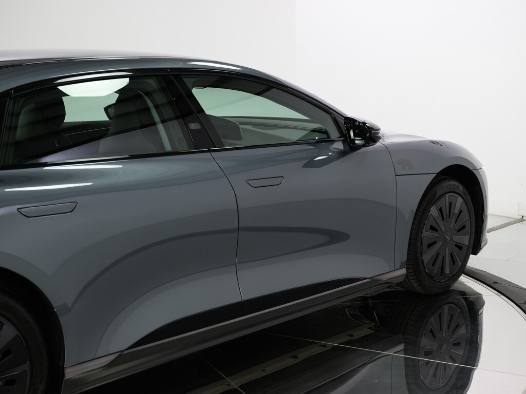 2025 Lucid Air Touring $88K MSRP Dream Drive Pro Convenience & Comfort Pk - Photo 24 - Sarasota, FL 34243