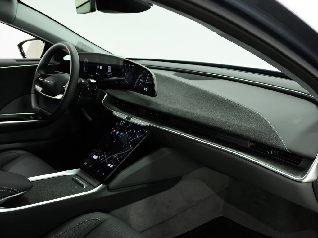 2025 Lucid Air Touring $88K MSRP Dream Drive Pro Convenience & Comfort Pk - Photo 57 - Sarasota, FL 34243