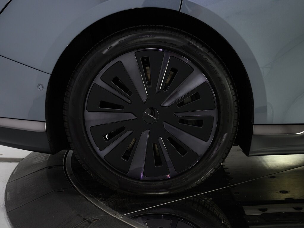 2025 Lucid Air Touring $88K MSRP Dream Drive Pro Convenience & Comfort Pk - Photo 33 - Sarasota, FL 34243