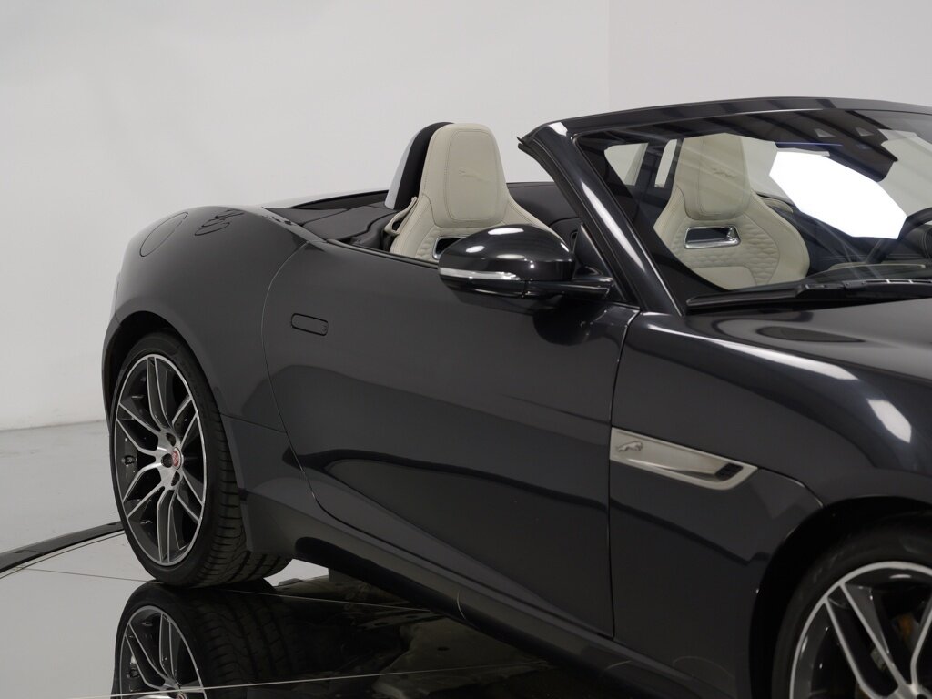 2021 Jaguar F-Type Conv P300 $80K MSRP Interior Luxury Pack   - Photo 24 - Sarasota, FL 34243