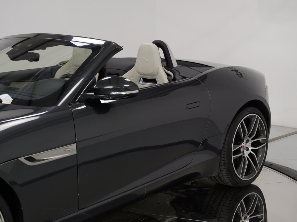 2021 Jaguar F-Type Conv P300 $80K MSRP Interior Luxury Pack   - Photo 25 - Sarasota, FL 34243