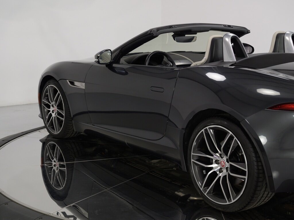 2021 Jaguar F-Type Conv P300 $80K MSRP Interior Luxury Pack   - Photo 34 - Sarasota, FL 34243