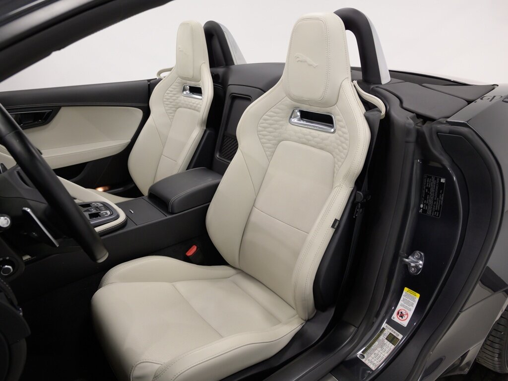 2021 Jaguar F-Type Conv P300 $80K MSRP Interior Luxury Pack   - Photo 47 - Sarasota, FL 34243