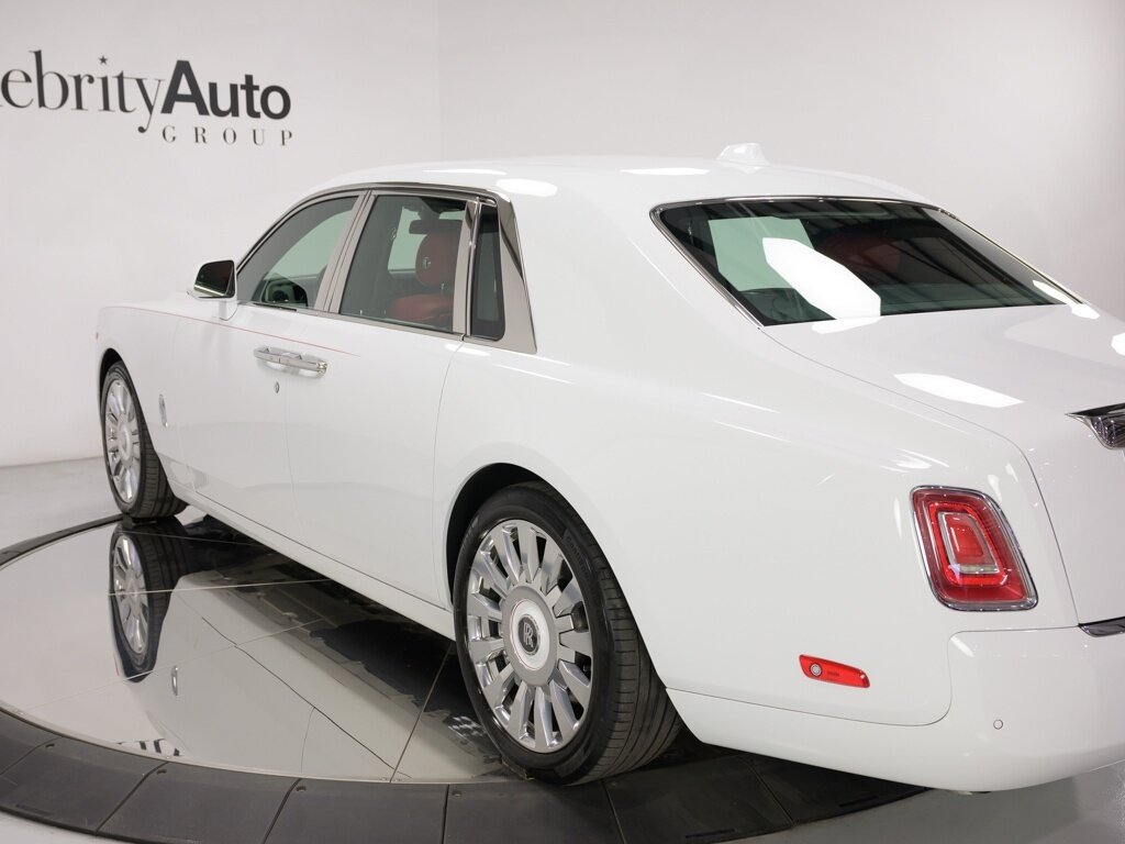 2021 Rolls-Royce Phantom $536K MSRP Shooting Star Headliner   - Photo 23 - Sarasota, FL 34243