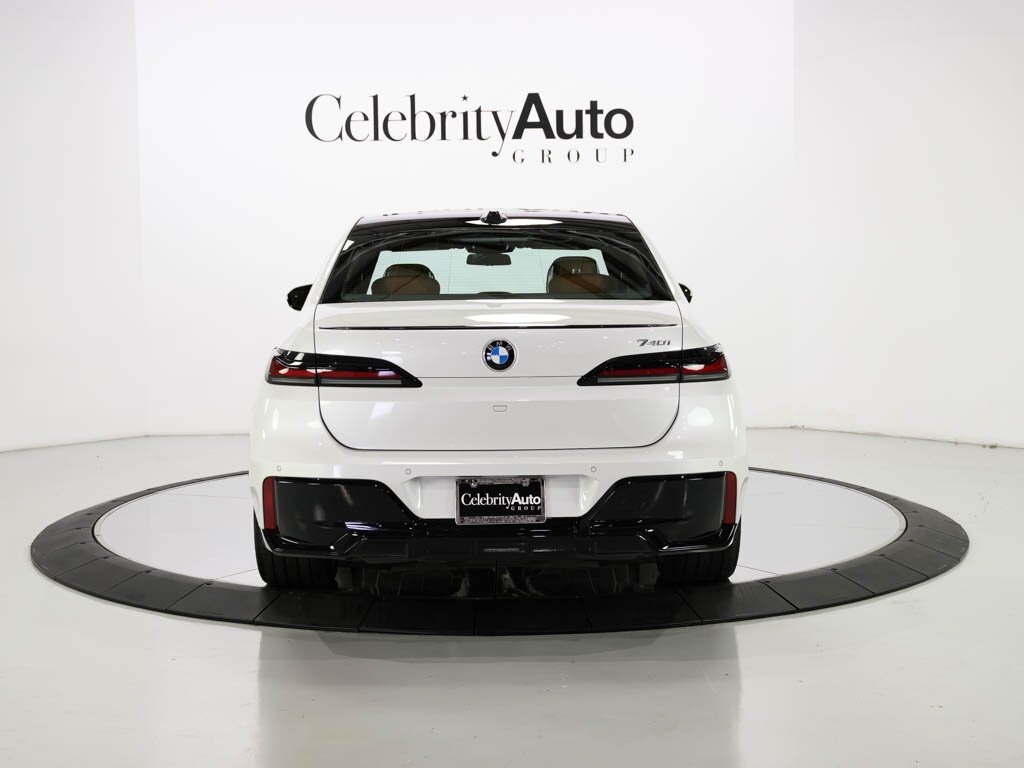 2024 BMW 740i $101K MSRP M Sport Professional Pkg   - Photo 22 - Sarasota, FL 34243