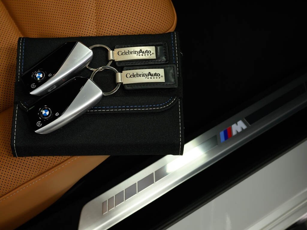 2024 BMW 740i $101K MSRP M Sport Professional Pkg   - Photo 65 - Sarasota, FL 34243