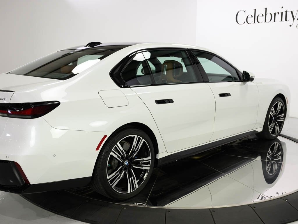 2024 BMW 740i $101K MSRP M Sport Professional Pkg   - Photo 21 - Sarasota, FL 34243