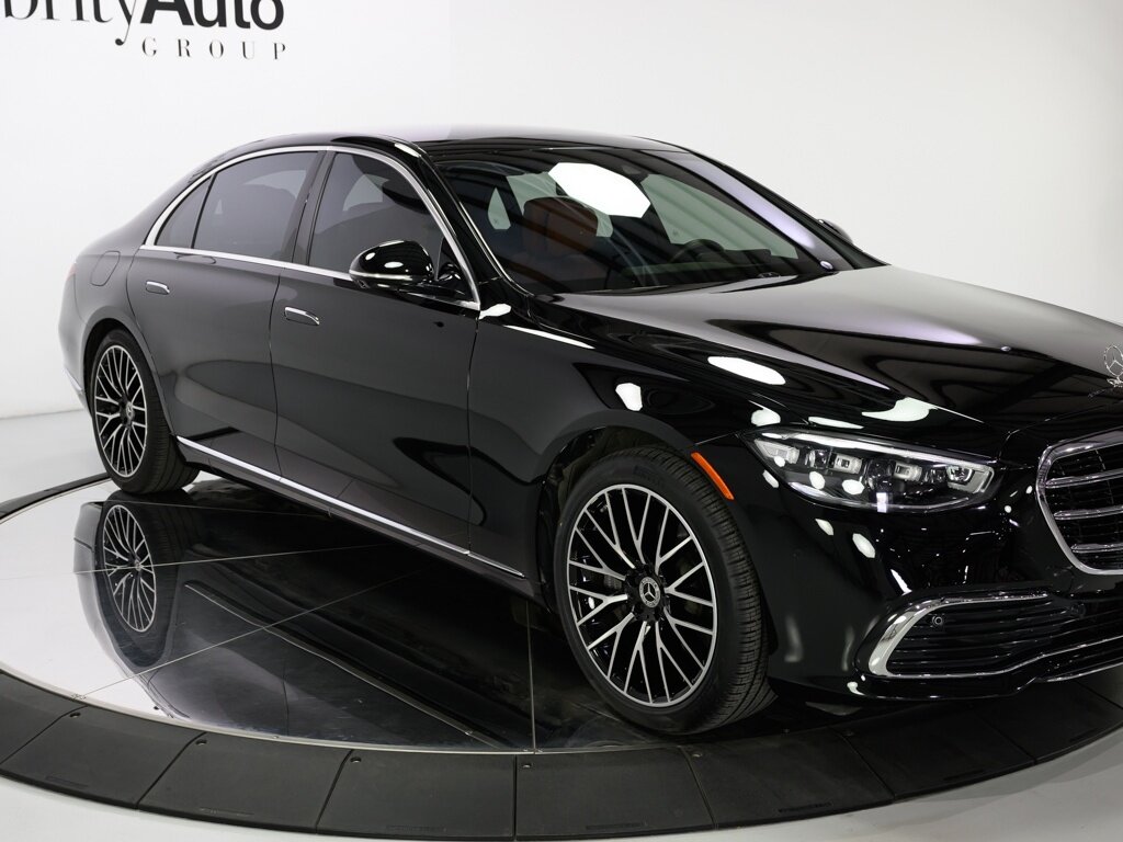 2023 Mercedes-Benz S580 4MATIC $135K Warmth and Comfort Pkg - Photo 10 - Sarasota, FL 34243