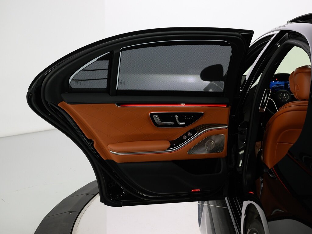 2023 Mercedes-Benz S580 4MATIC $135K Warmth and Comfort Pkg - Photo 40 - Sarasota, FL 34243